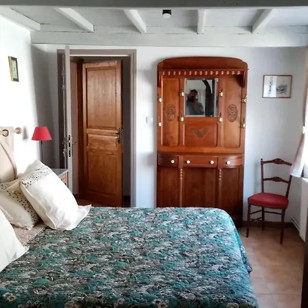 Le Clos Des 7 Vallees 住宿加早餐酒店