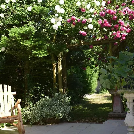 Le Clos Des 7 Vallees Bed & Breakfast 3*